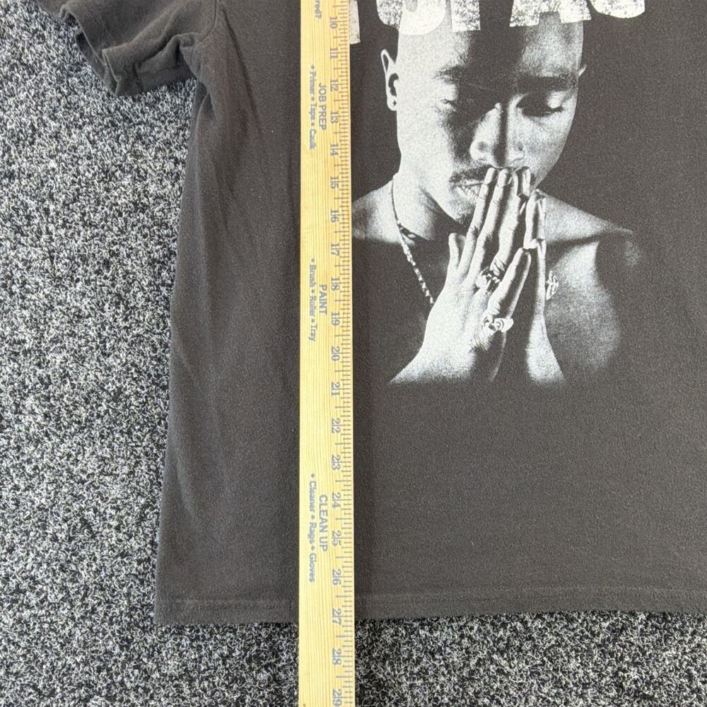 2Pac Tupac Rap & Hip Hop Music Artist Graphic T-Shirt Tee, Size M - Picture 2 of 6